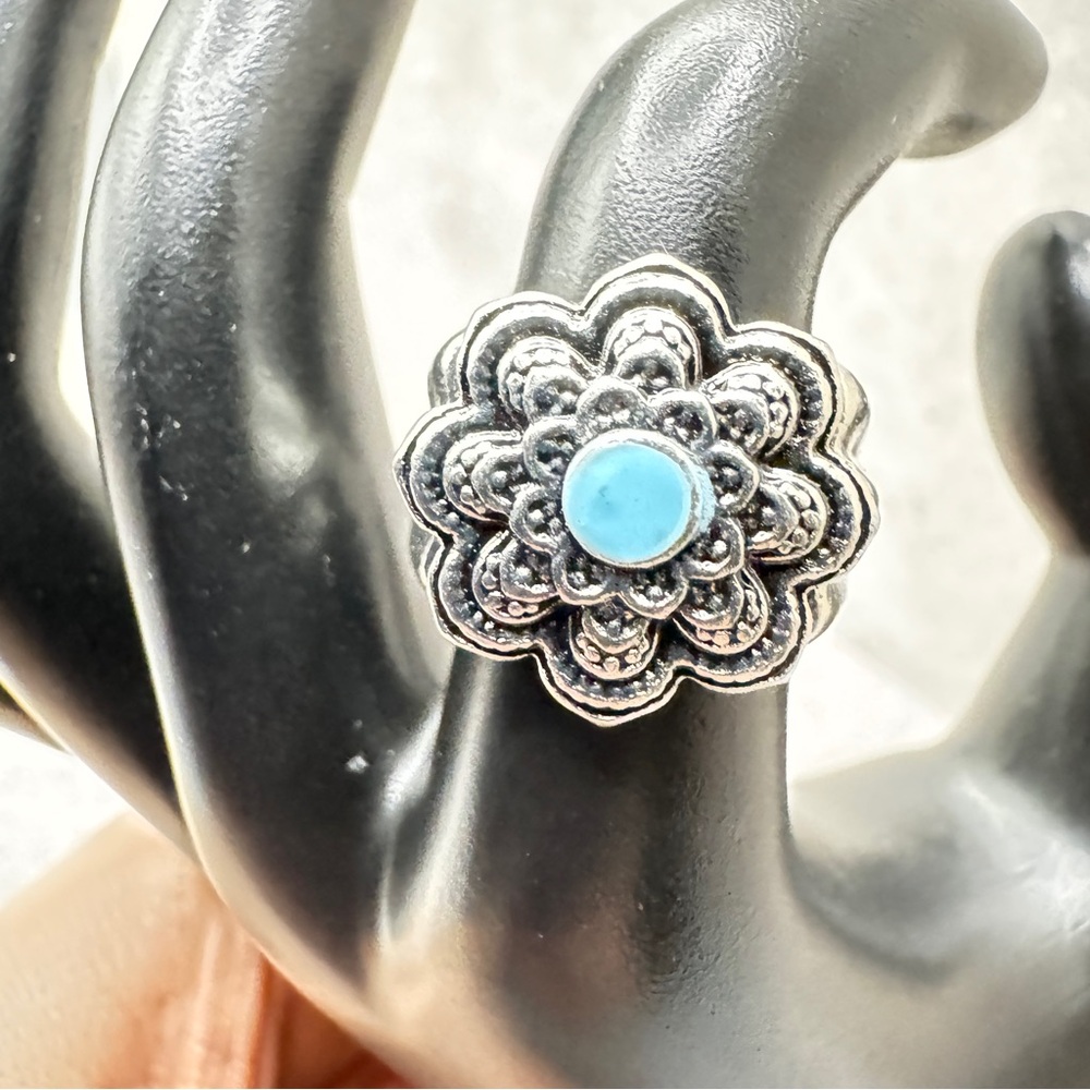 Silver Floral Statement Ring – Turquoise Center – Size 10 – Lightweight Costume